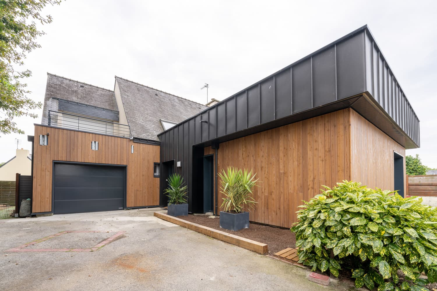 Extension d'une maison des années 80, Ploemeur